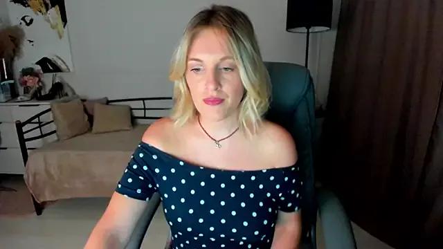 I_D_A from StripChat