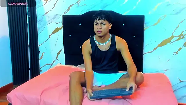 Iaan_commerford from StripChat