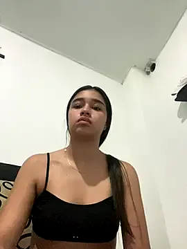 Iam_samanthaa from StripChat is Freechat