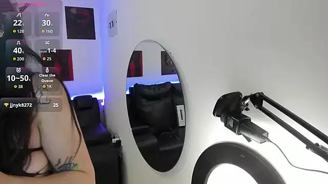 Try our streaming cams variety and talk on a personal level with our adorable girls streamers, showing off their bountiful shapes and dildos.