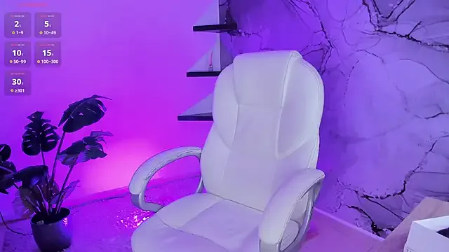 IamAdara from StripChat is Freechat