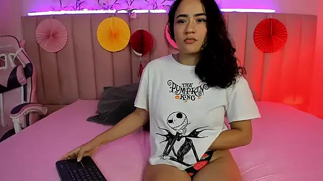 Try our streaming cams variety and talk on a personal level with our adorable girls streamers, showing off their bountiful shapes and dildos.