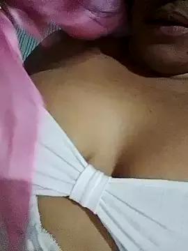 iambunny_777 from StripChat is Freechat
