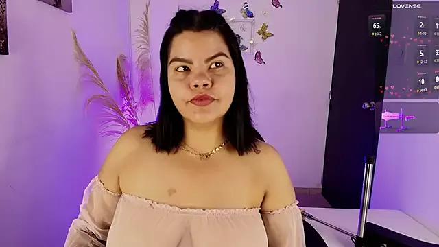 Try our streaming cams variety and talk on a personal level with our adorable girls streamers, showing off their bountiful shapes and dildos.