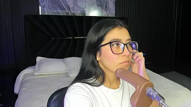 Ibbiebennett from StripChat