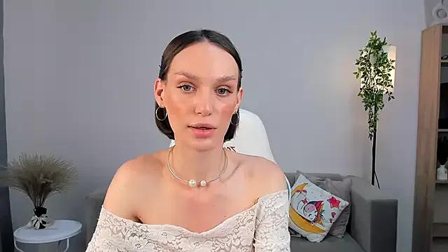 Ice_Strawberry from StripChat is Freechat