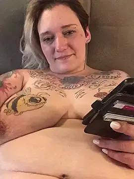 Ich-eben123 from StripChat is Freechat