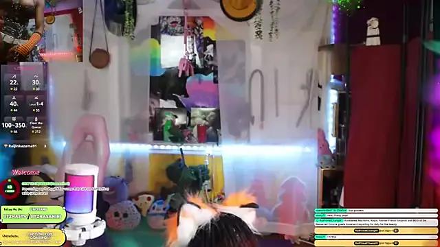 iiitznasanaiii from StripChat