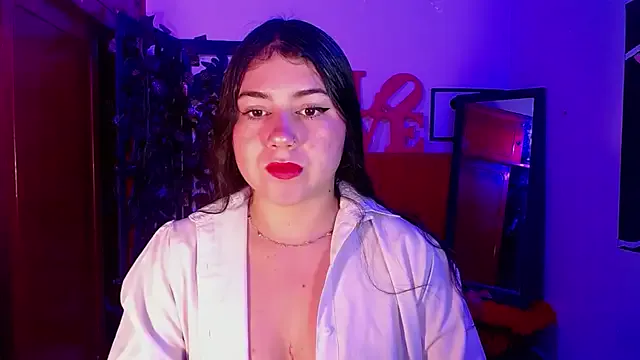 ilayra_smith from StripChat is Freechat