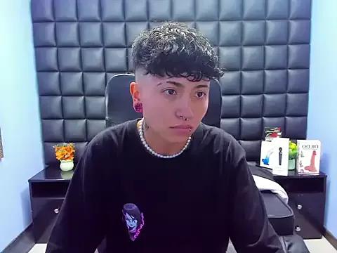 Im_Mathias from StripChat is Freechat