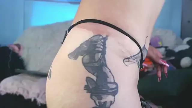 IM_MAYA from StripChat is Freechat