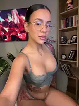 Try our streaming cams variety and talk on a personal level with our adorable girls streamers, showing off their bountiful shapes and dildos.