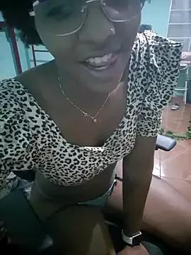 ImBlackSiren from StripChat is Freechat