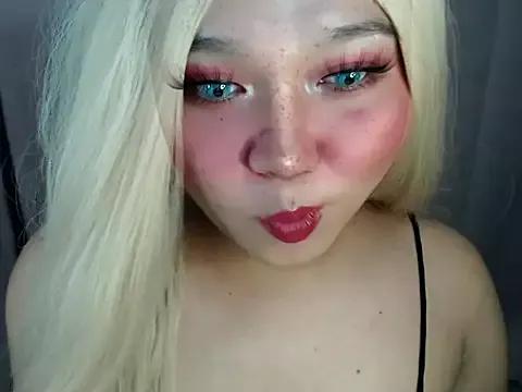 Try our streaming cams variety and talk on a personal level with our adorable girls streamers, showing off their bountiful shapes and dildos.