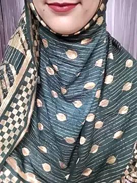 Indian-Aleena from StripChat is Freechat