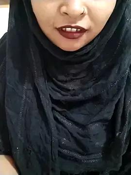 Indian-Nazia from StripChat