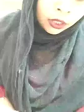 Indian-Nazia from StripChat
