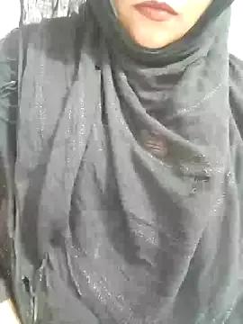 Indian-Nazia from StripChat