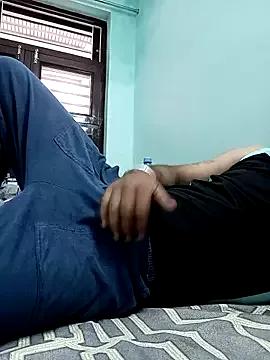 Indian_desiman from StripChat is Freechat