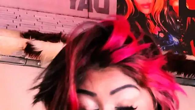indian_dreamgirl from StripChat