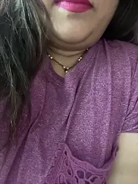 Indian_hotmilfs on StripChat 