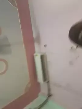 Indian_hotmilfs on StripChat 