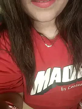 Indian_hotmilfs on StripChat 