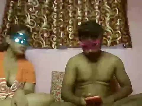 Indian_SexyBhabhi on StripChat 