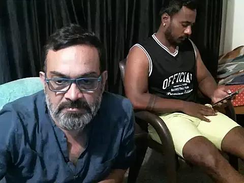 indianbull2023 from StripChat