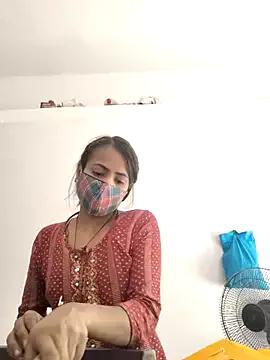 indiancute43 from StripChat
