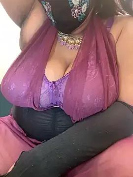 IndianHotBhabi from StripChat