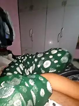 indianhotwife639 from StripChat