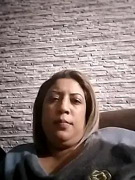 IndianLara from StripChat is Freechat