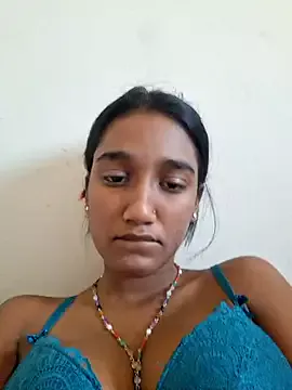 indianpink_lips on StripChat 