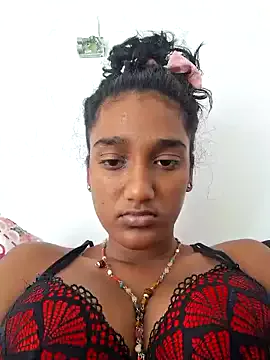 indianpink_lips on StripChat 
