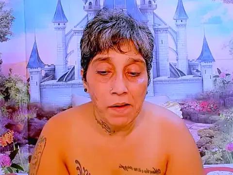indianroxy from StripChat