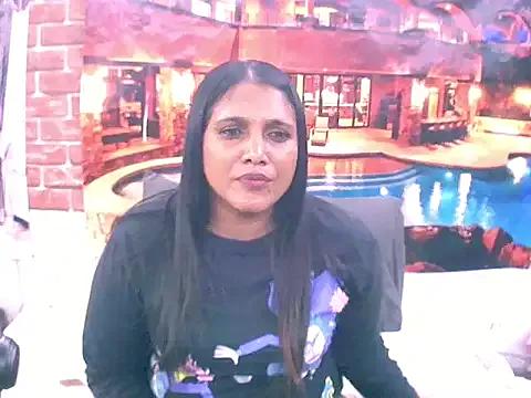 IndianSexyLady4u from StripChat is Freechat