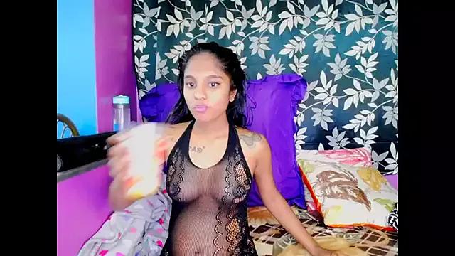 indiansumaya from StripChat is Freechat