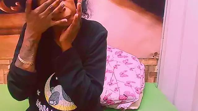 IndianVanya4u2u from StripChat is Freechat