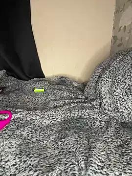 indie-rayne from StripChat is Freechat