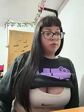 indiegirl666 from StripChat
