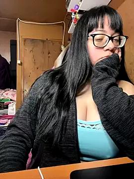indiegirl666 from StripChat