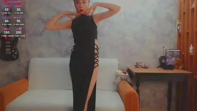 InessaBrown from StripChat is Freechat