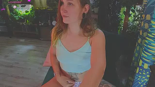 Try our streaming cams variety and talk on a personal level with our adorable girls streamers, showing off their bountiful shapes and dildos.