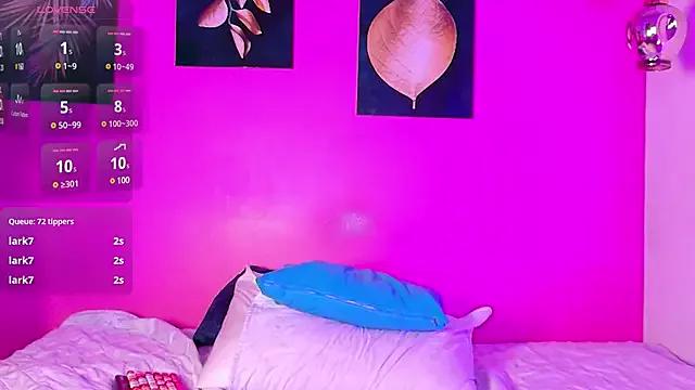 Try our streaming cams variety and talk on a personal level with our adorable girls streamers, showing off their bountiful shapes and dildos.