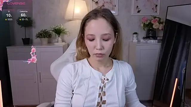 insaneinsomnia from StripChat is Freechat