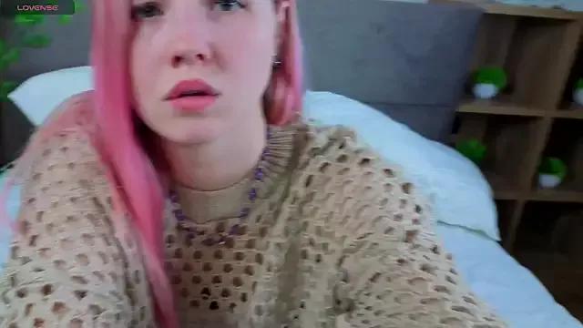 IrenaFenty from StripChat is Freechat