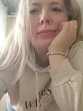 Irina3718 from StripChat