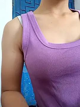 irina_hana from StripChat is Freechat