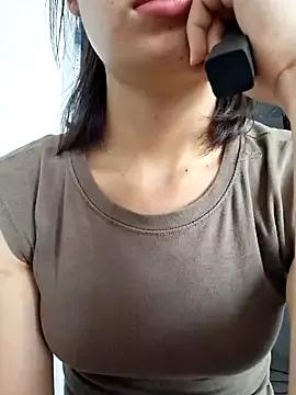 irina_hana from StripChat is Freechat